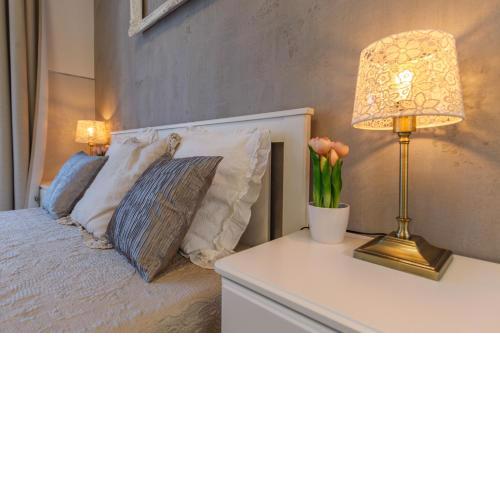 Romantic Deluxe Studio In The City's Epicentrum
