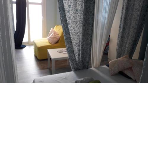 Romantically allured studio next to the center