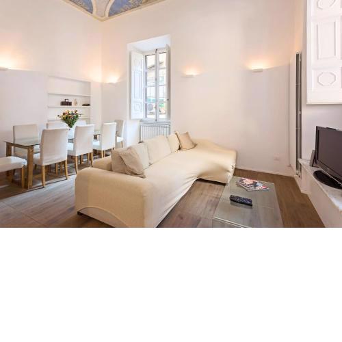 Rome As You Feel - Fontanella Borghese Luxury Apartment