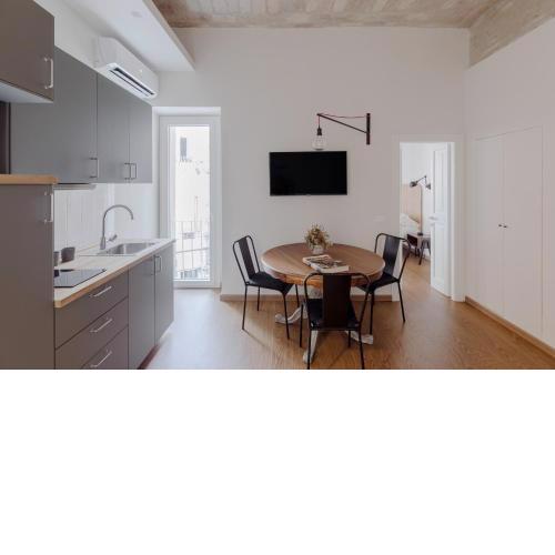 Rome Colosseum apartment - Zen Real Estate