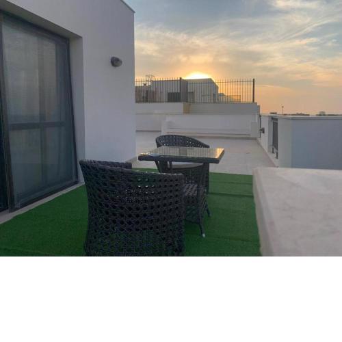 Roof Studio for rent in Eastown new Cairo