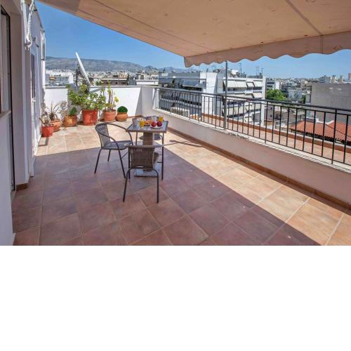 Rooftop apartment with great veranda