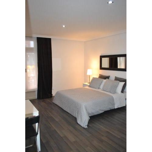Room Gran Vía Apartments