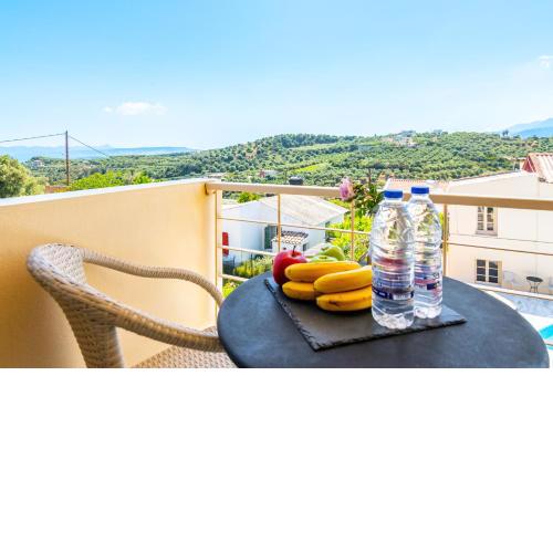 Room in Apartment - Sea view room in Orestis hotel num02