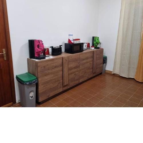 Room in Guest room - The rooms of Aurora Palermo center n001