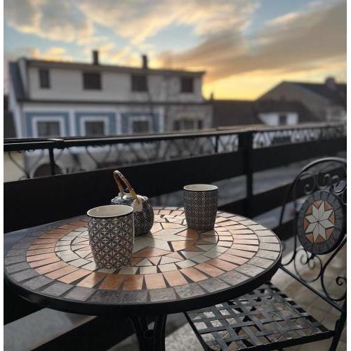 Room No 5 Doppelzimmer mit Balkon