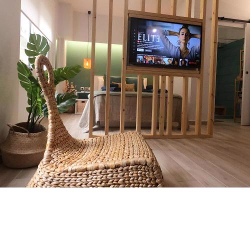 roomaki -tasteful studio in the center w/ parking