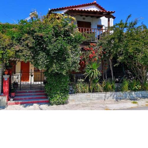 Roppas Studios Nostos