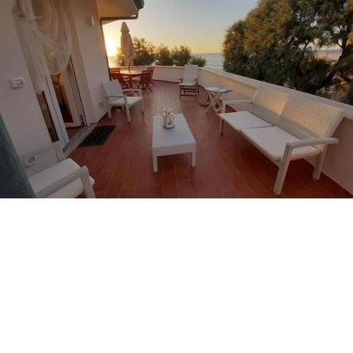 Rosa Apartment