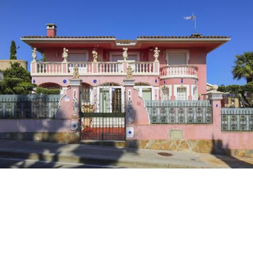 Rosa Villa FAMILIES ONLY Planet Costa Dorada