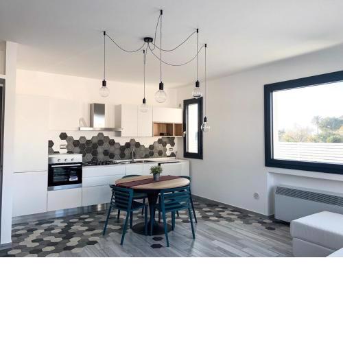 Rosalia Homestay - Levante Apartment