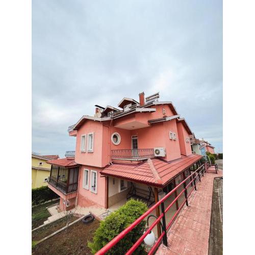 Rose villa
