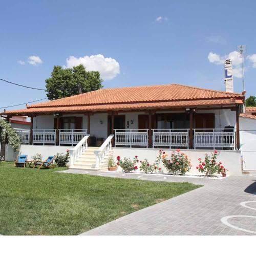 ROSES BEACH HOUSE