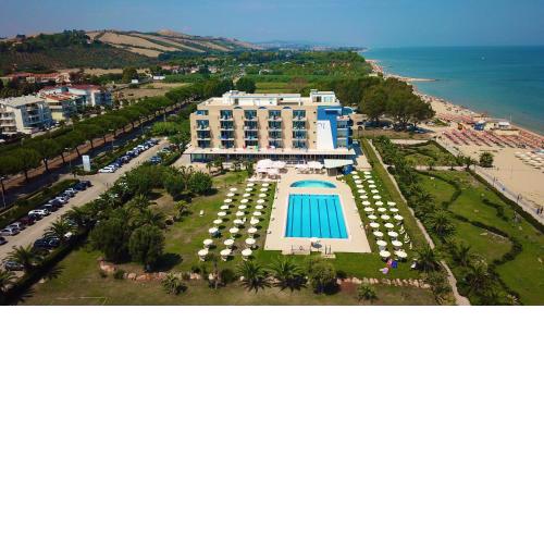 Roses Hotel