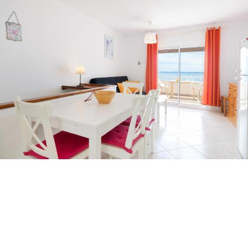 Roses House to the Sea Costa Bra