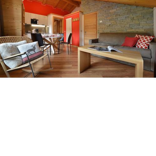 Rosso Sara Apartments