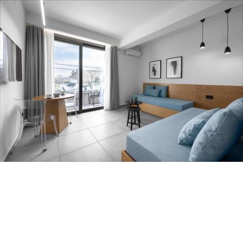 ROTHOS LUXURY