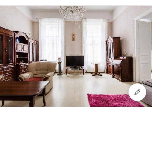 Royal Apartment
