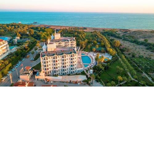 Royal Atlantis Beach