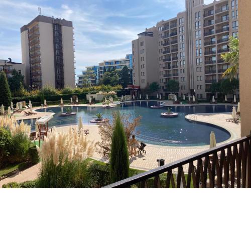 Royal Beach Apartament Hotel