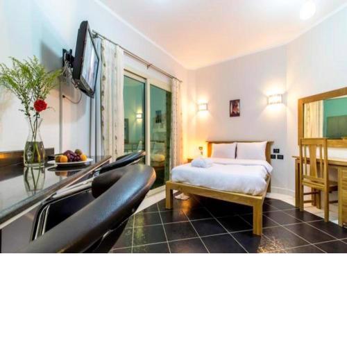 Royal Beach Resort Hurghada rent