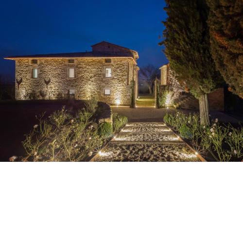 ROYAL COUNTRY VILLA