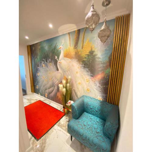 Royal Delux Apartment-with balcony