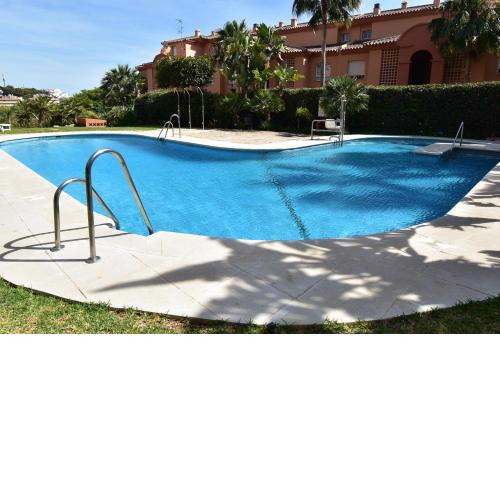 Royal Green Riviera 1 Bed Garden Apt