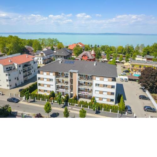 Royal Luxus Wellness Apartman
