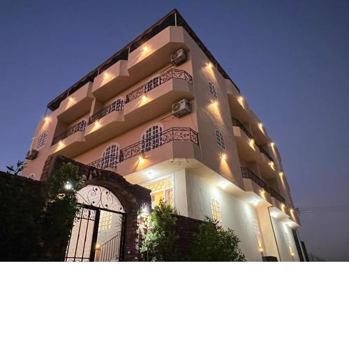 Royal Mountain Hotel