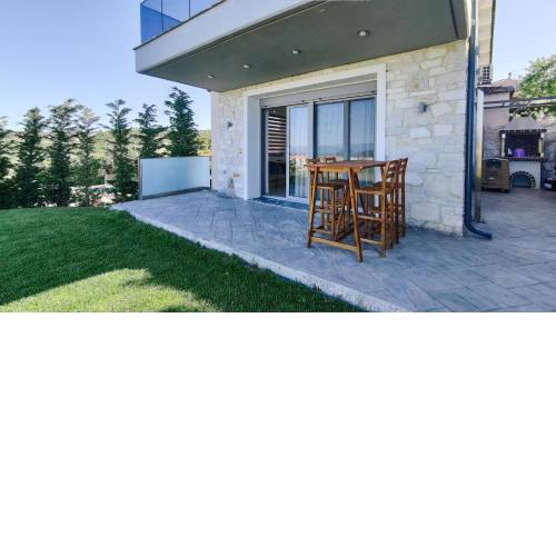 Royal Villa with Sea View