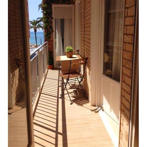 RUMOHOLIDAYS Sea views, WIFI apartment in Calle Almudena