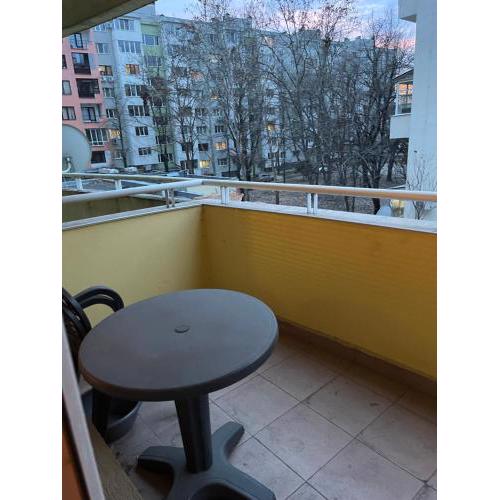RUSE UNIVERSITY APARTMENT 2
