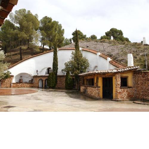 Rustic Cave House in Alcudia de Guadix with Pool