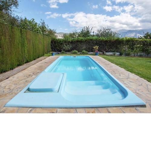 Rustic Cottage in El Padul with private terrace