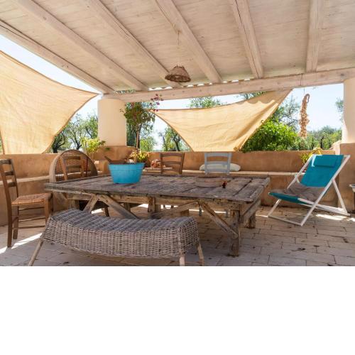 Rustic Farmhouse in Noto with Swimming Pool