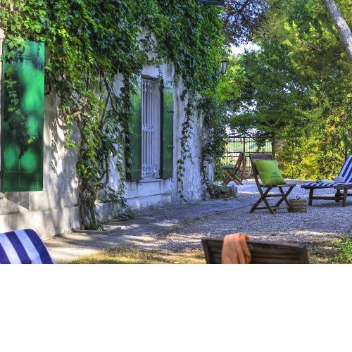 Rustic Mansion in Senigallia with Barbecue