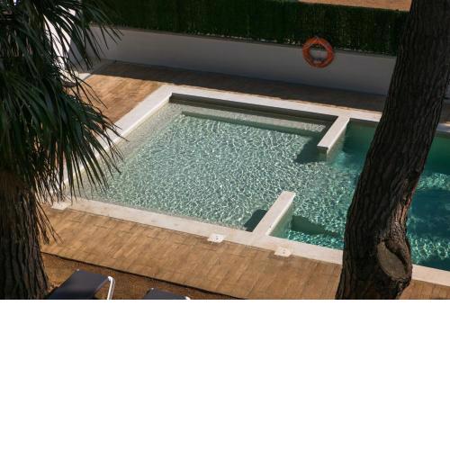RVHotels Apartamentos Benelux