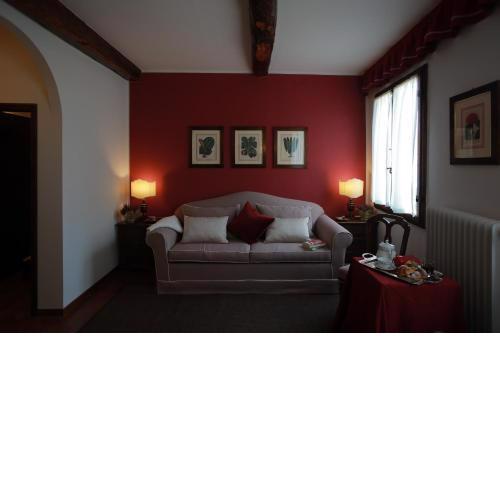 S. Spirito Studio Flat