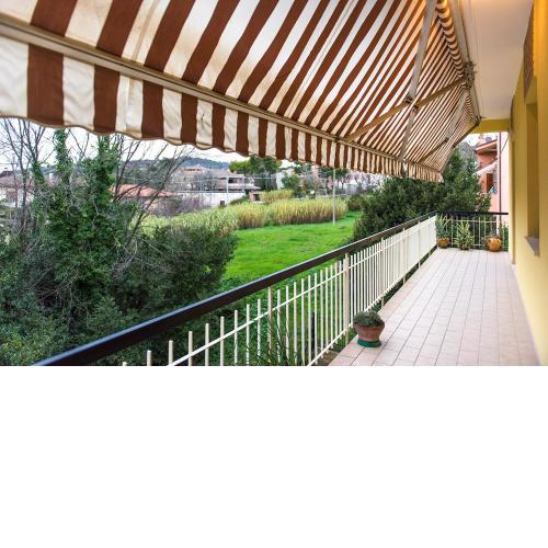 S281 - Sirolo, ampio trilocale con terrazzo