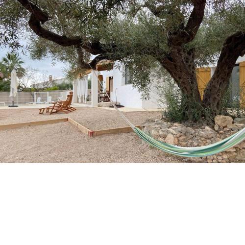 Sa Briseta, casa de campo mediterránea con piscina