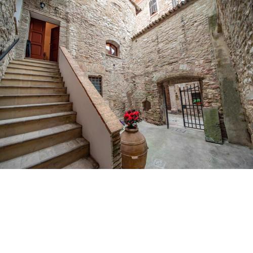Saint Francis Apartment