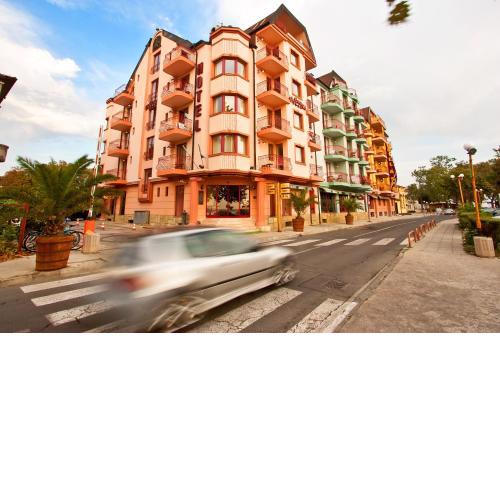 Saint George Hotel & Medical Spa