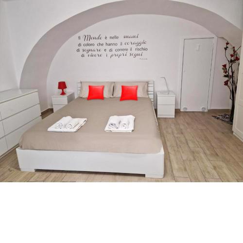 SAINT GEORGE'S HOUSE 2 Bari