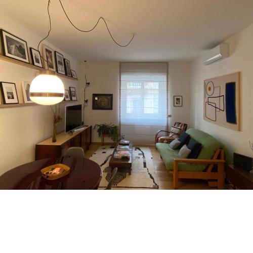 Salasco 20 - Bocconi Porta Romana stylish apt!