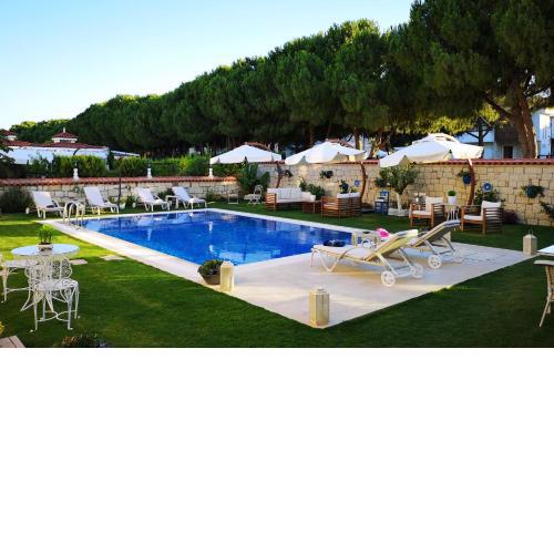 Salbakos Herakleia Boutique Hotel