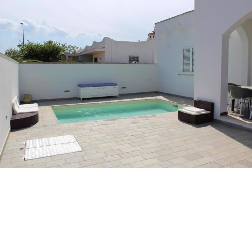 Salento Luxury Seaside Villa x4 with pool