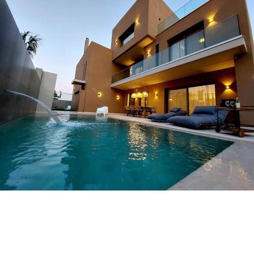 Salina SPA Villas - with Private HEATED POOL, SAUNA & JACUZZI Hot Tub