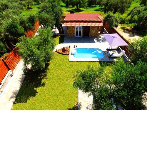 Salonikiou Beach Luxury Residences