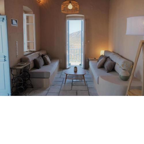 Salty Edge Holiday Home